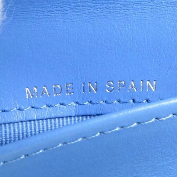 Auth CHANEL Matelasse Trifold Wallet Blue Leather/Silvertone - Picture 10 of 16